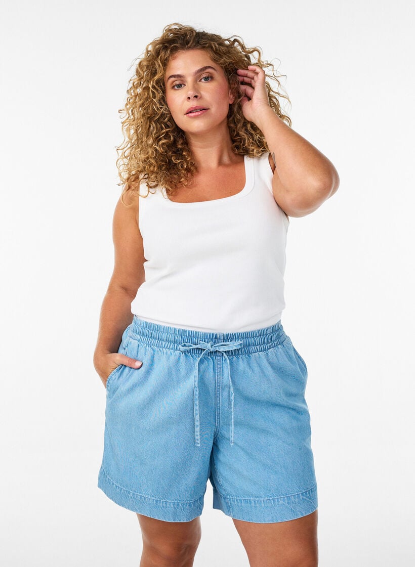 Farkkutyyliset shortsit joustavalla vy&ouml;t&auml;r&ouml;ll&auml; ja kiristysnauhalla, Sininen, Model image number 0