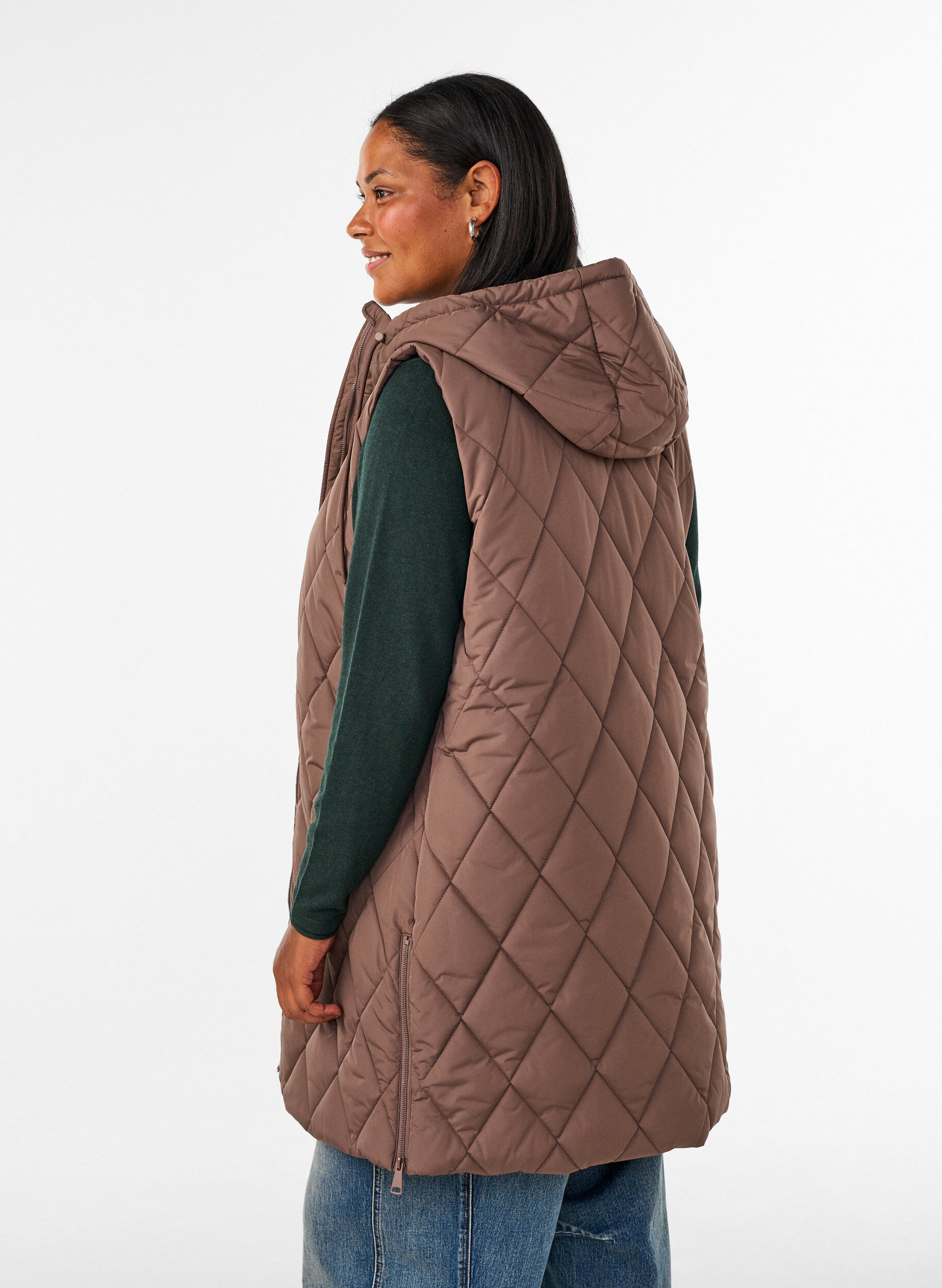 ZizziKeskipitk&auml; tikattu liivi hupulla, Ruskea, Model image number 2