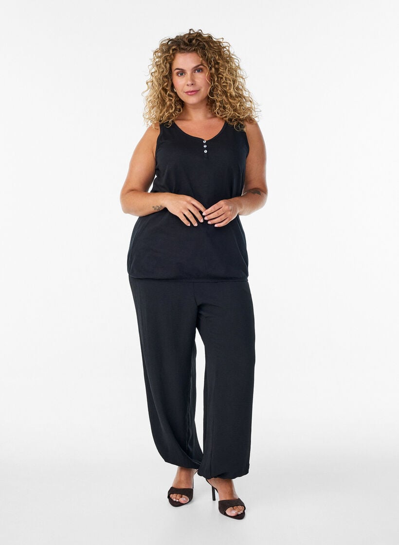 Luomupuuvillainen toppi V-p&auml;&auml;ntiell&auml; ja napeilla, Musta, Model image number 1