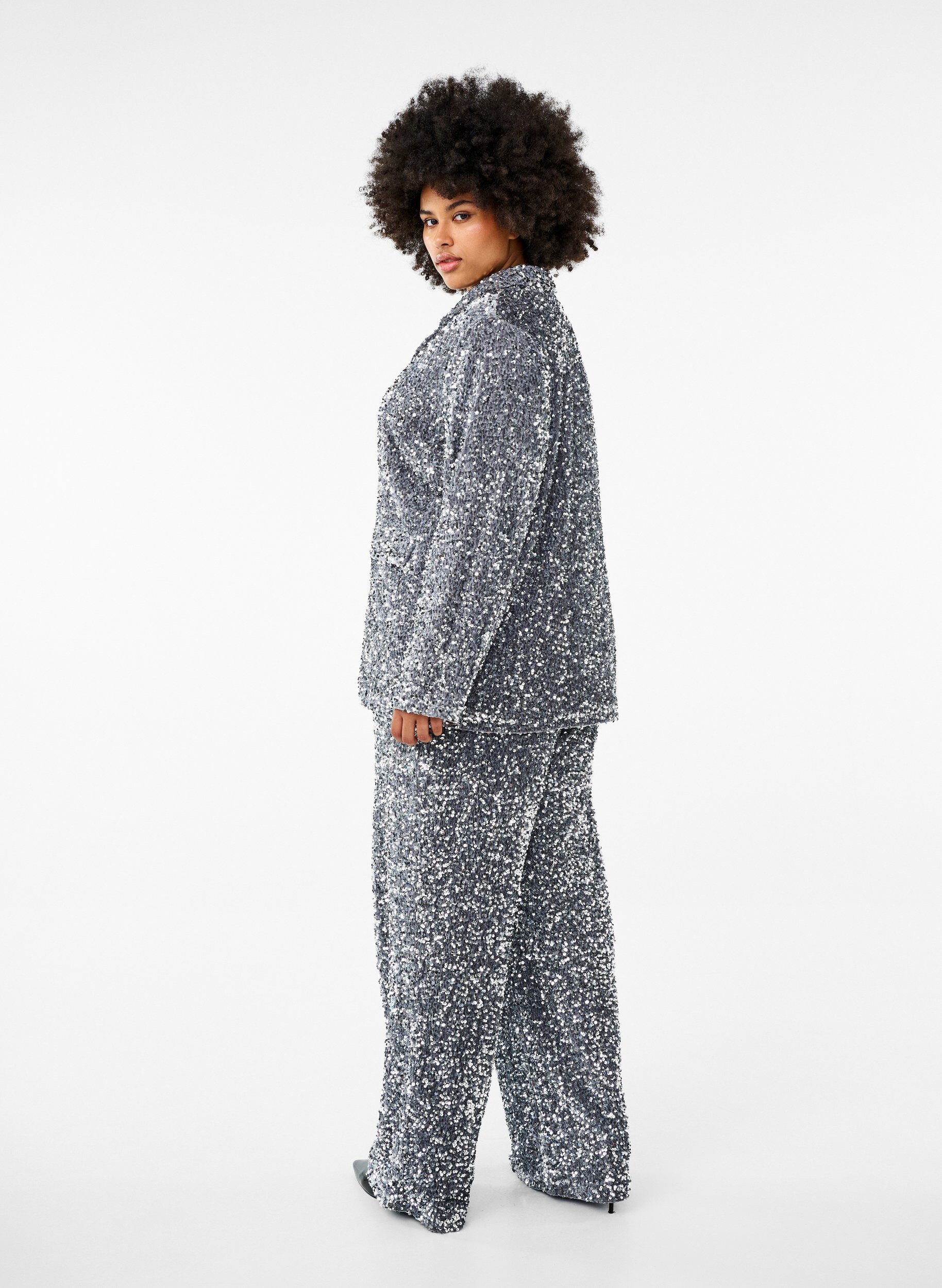 Zizzi Rennot paljetti-housut korkealla vy&ouml;t&auml;r&ouml;ll&auml;, Silver, Model image number 1