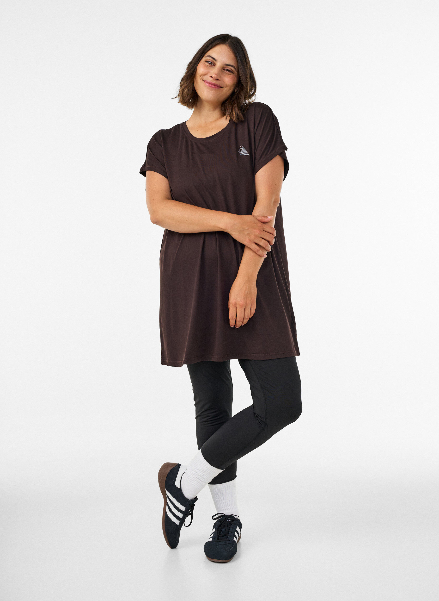 ZizziPitk&auml; treenipaita, Ruskea, Model image number 1