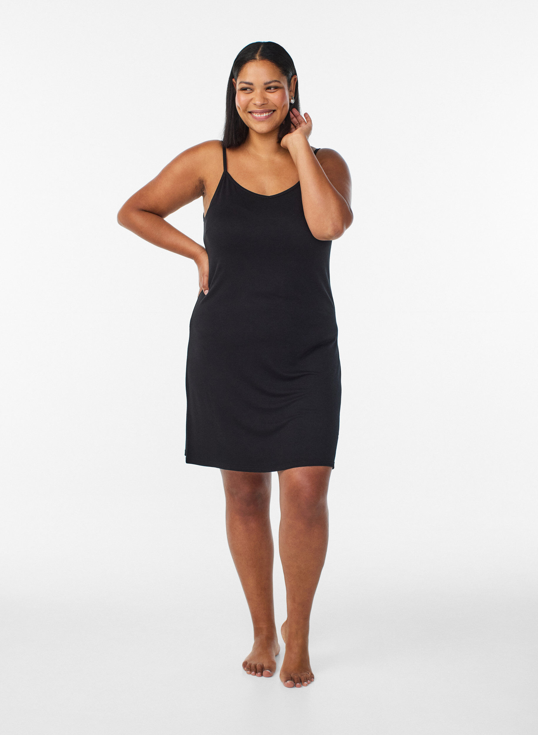 ZizziYksiv&auml;rinen alusmekko viskoosista , Musta, Model image number 1