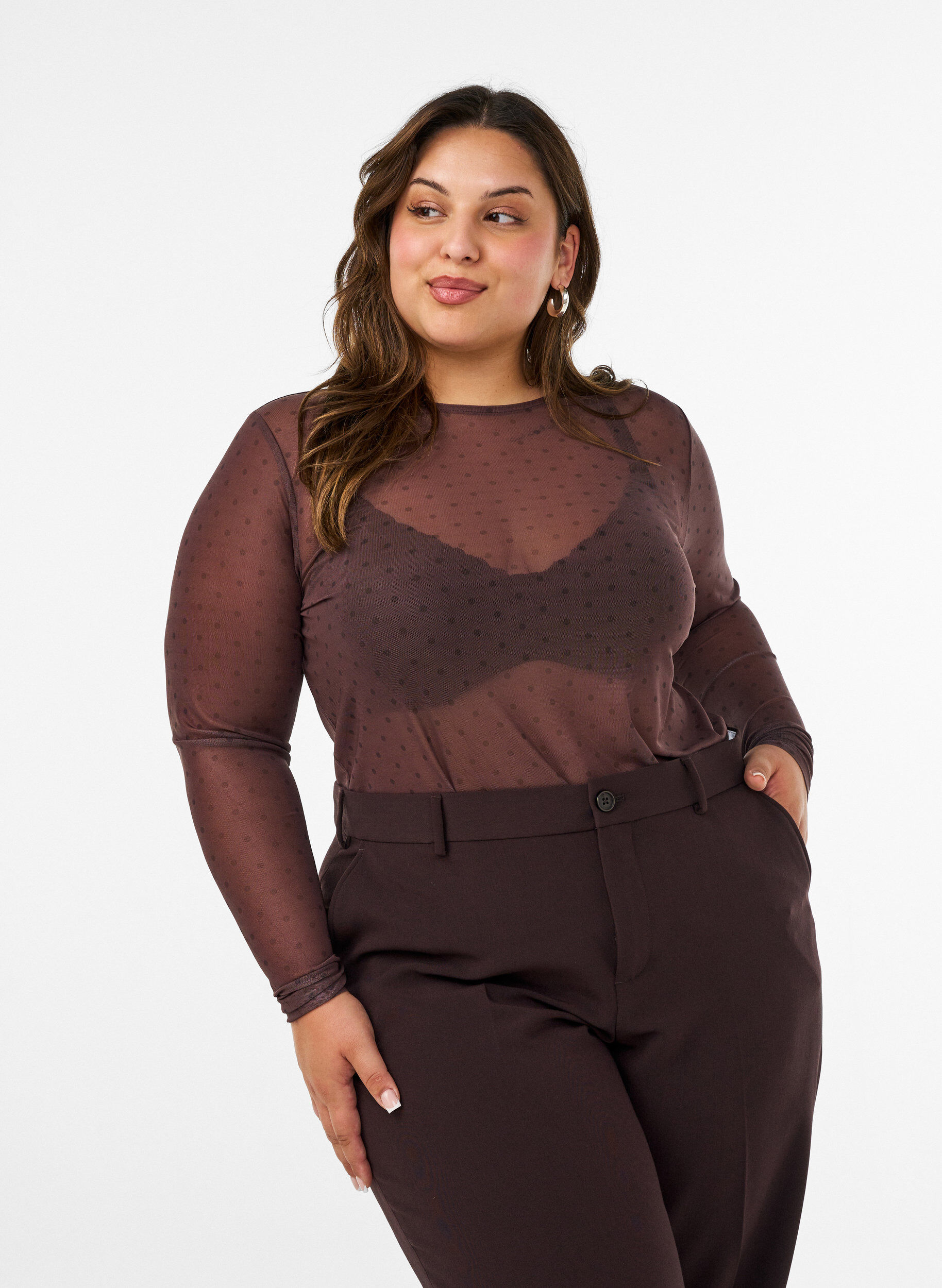 Mesh-pusero printill&auml;, Ruskea, Model