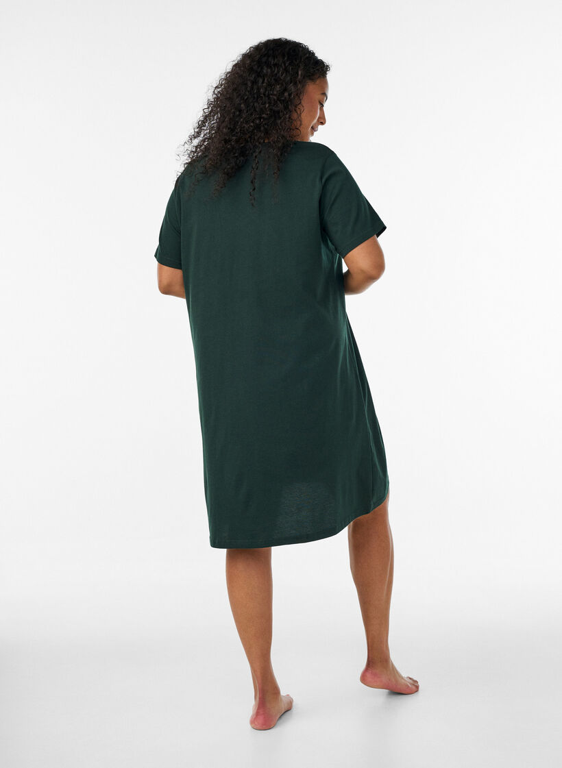 Luomupuuvillainen y&ouml;paita V-p&auml;&auml;ntiell&auml;, Vihre&auml;, Model image number 2