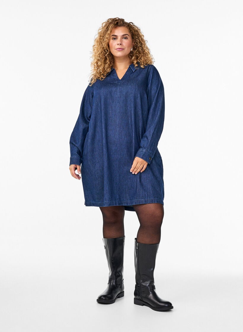 Lyhyt farkkumekko V-p&auml;&auml;ntiell&auml; ja kauluksella, Sininen, Model image number 1