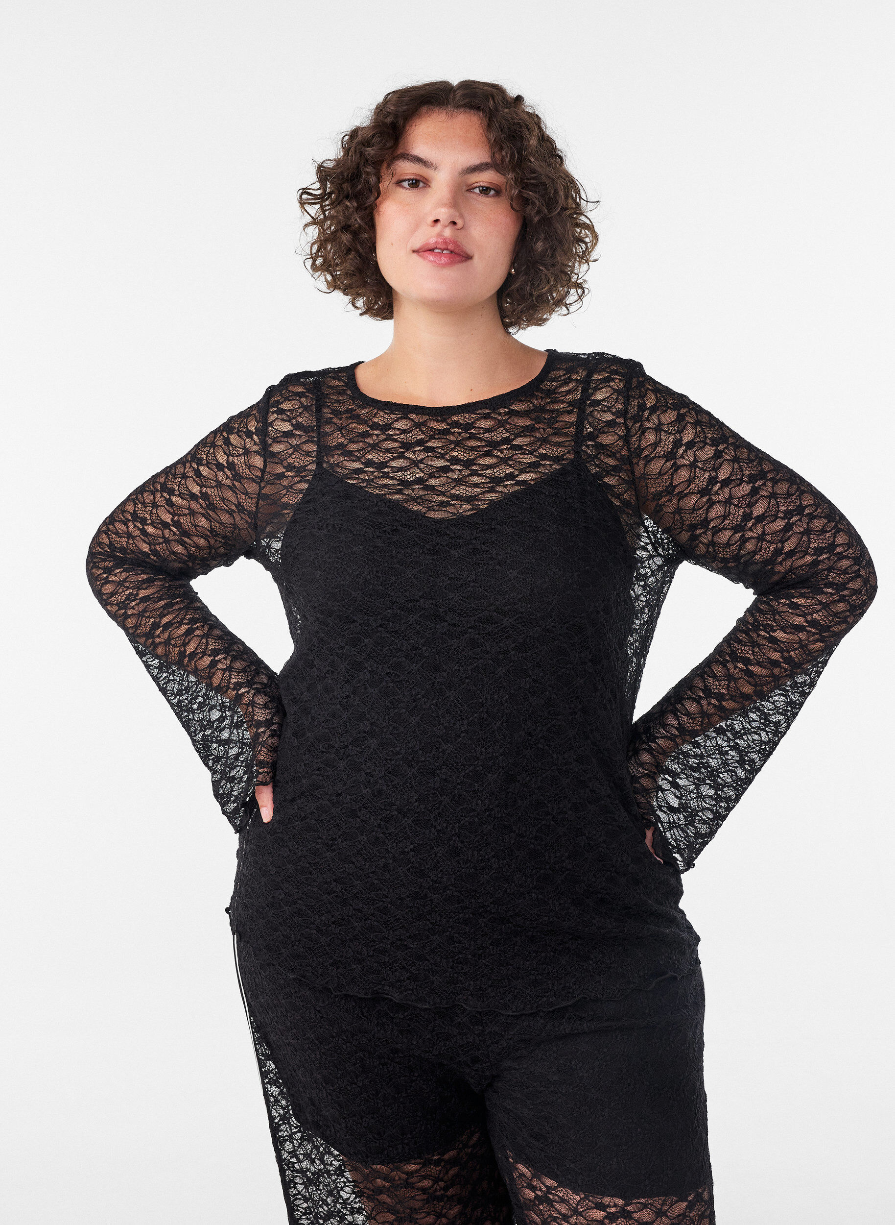 ZizziPitk&auml;hihainen l&auml;pikuultava pitsipusero, Musta, Model image number 0