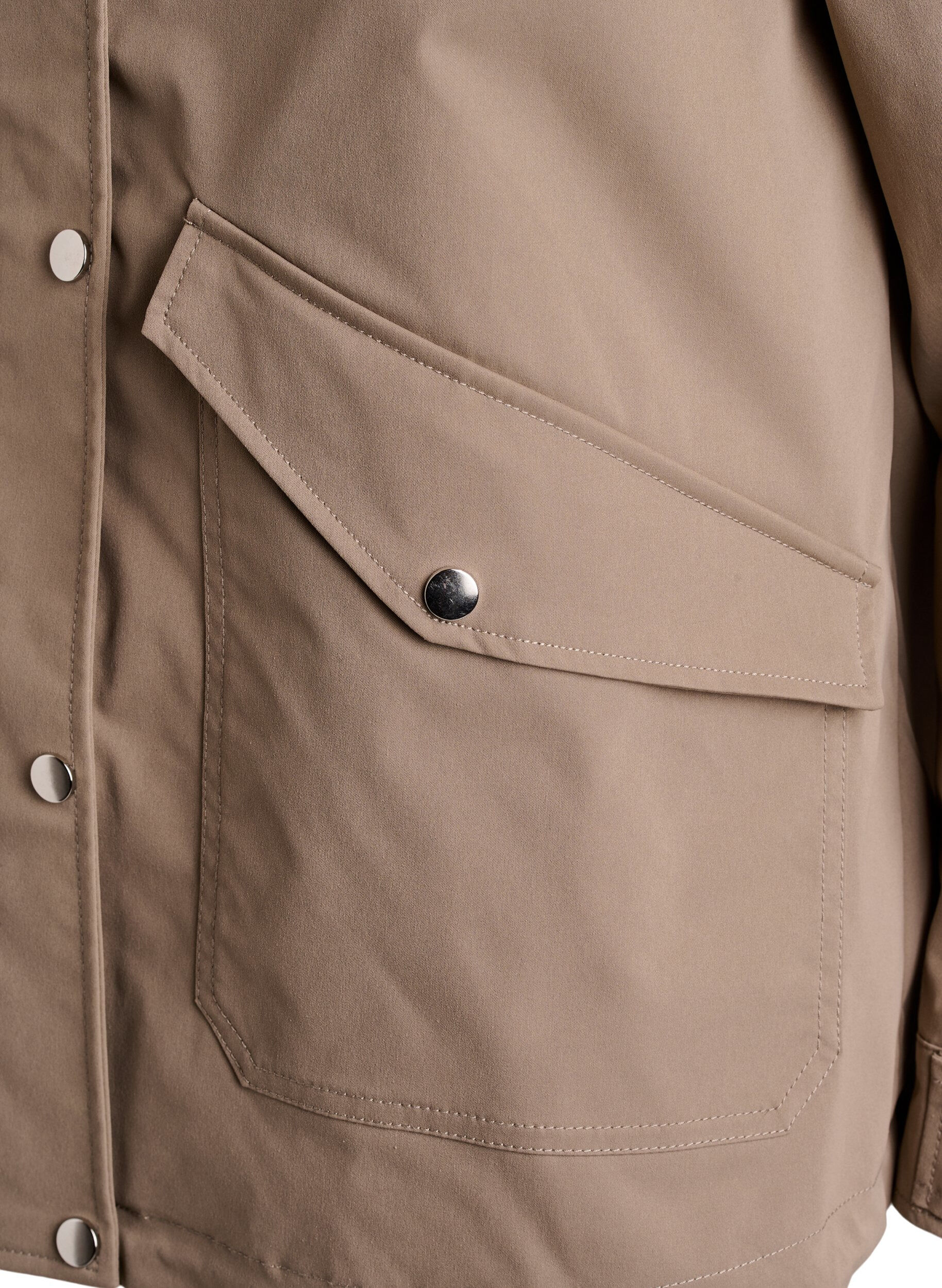 ZizziLyhyt kev&auml;ttakki irrotettavalla hupulla, Beige, Packshot image number 3