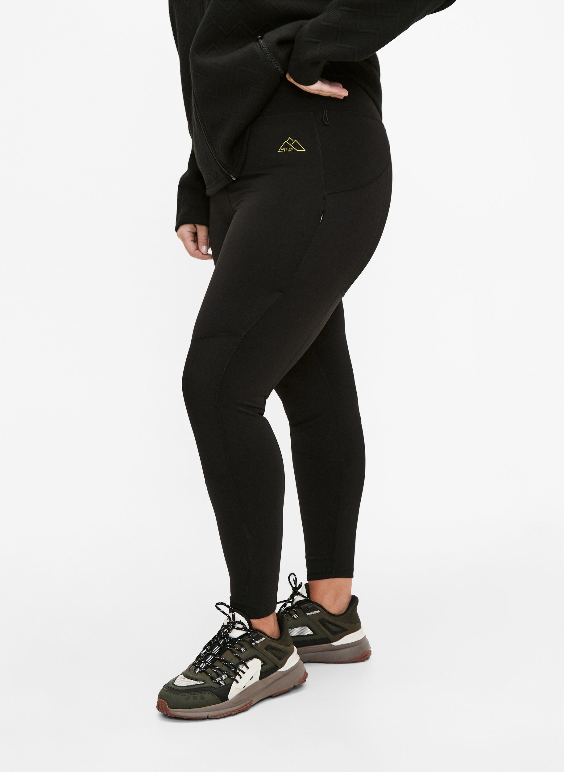 Zizzi Joustavat ja kest&auml;v&auml;t, taskulliset treenileggingsit, Black, Model image number 0