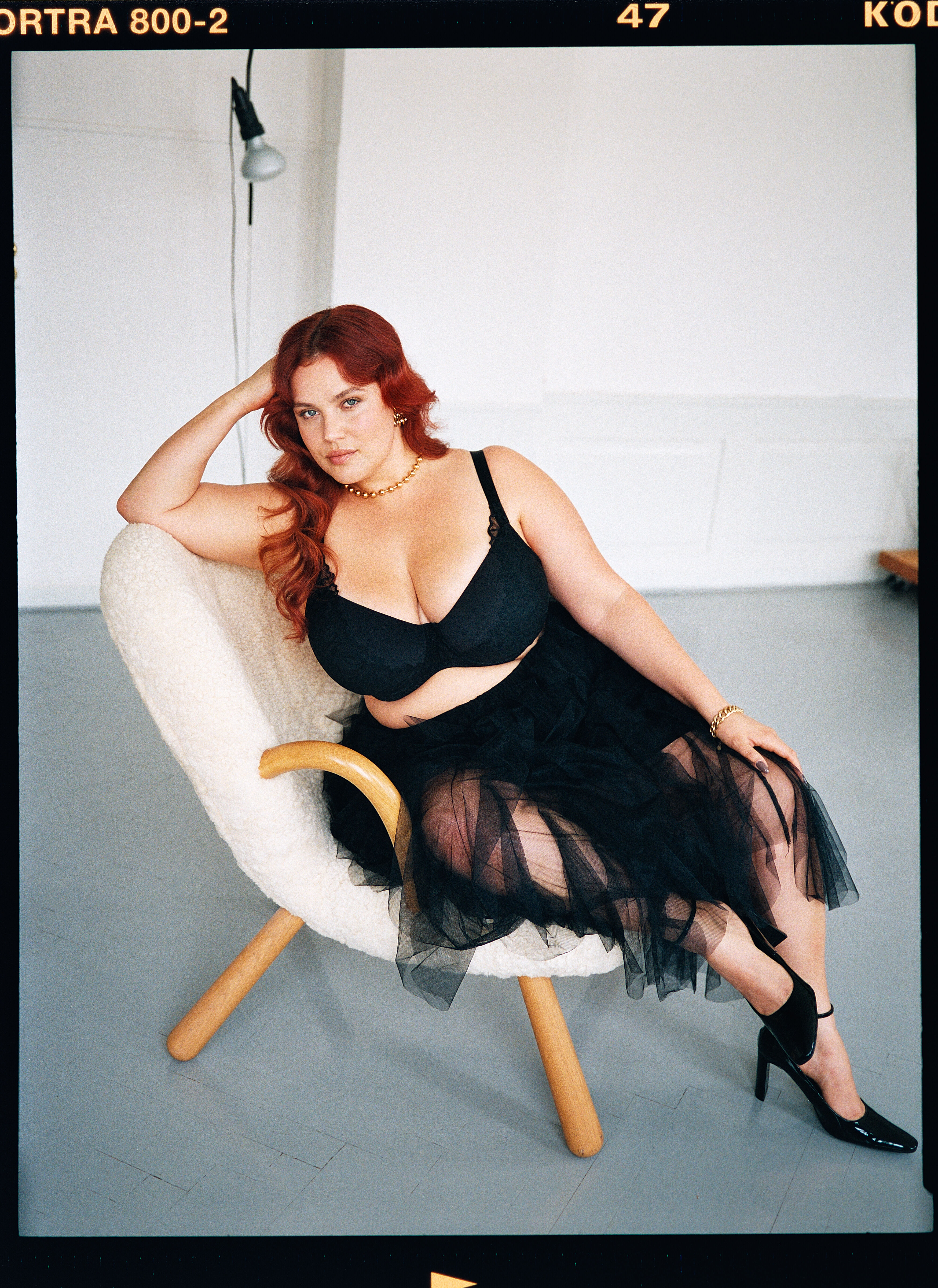 Topatut rintaliivit , , Model