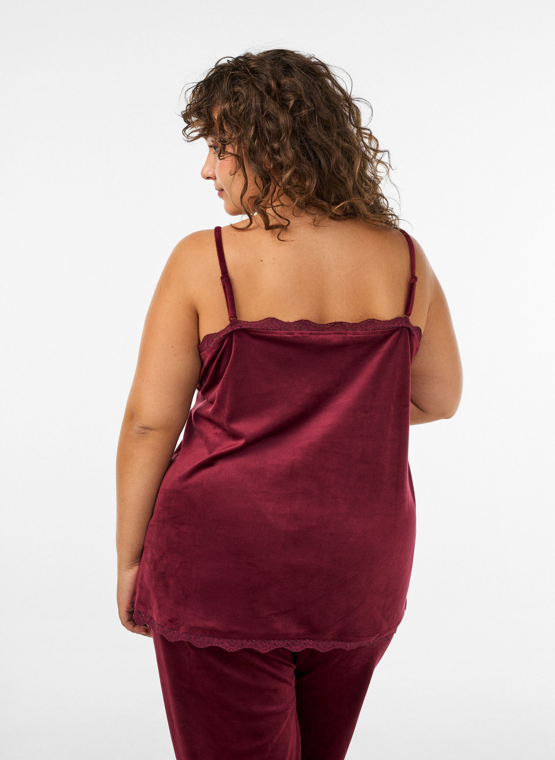 ZizziVelourpaita pitsireunuksella, Punainen, Model image number 2