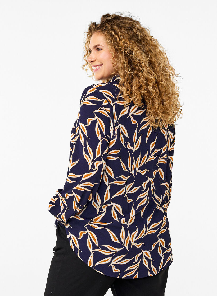 Lehtikuvioitu kauluspaita, Ev. Blue w. Leaf AOP, Model image number 1