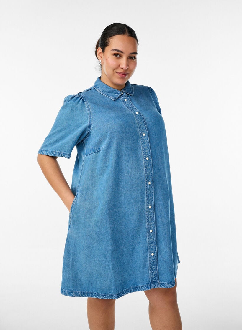 Lyocell-denimmekko napeilla ja lyhyill&auml; hihoilla, Sininen, Model image number 0