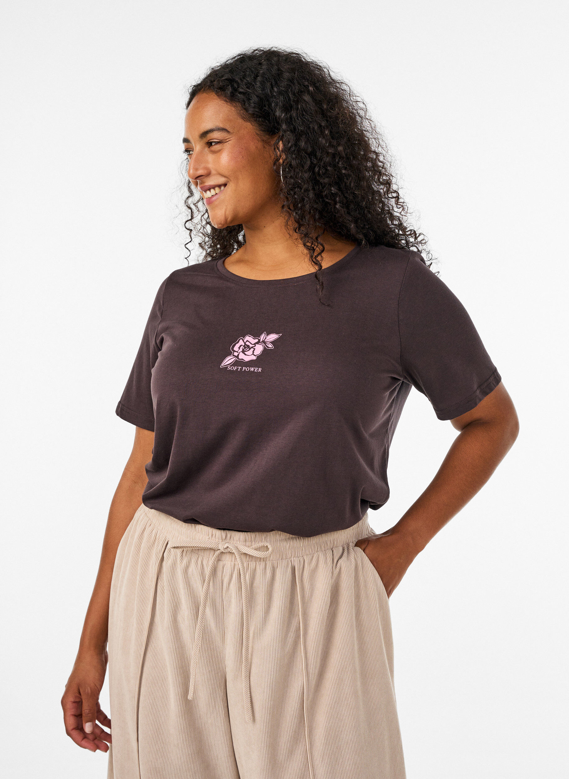 ZizziT-paita printill&auml;, Ruskea, Model image number 0