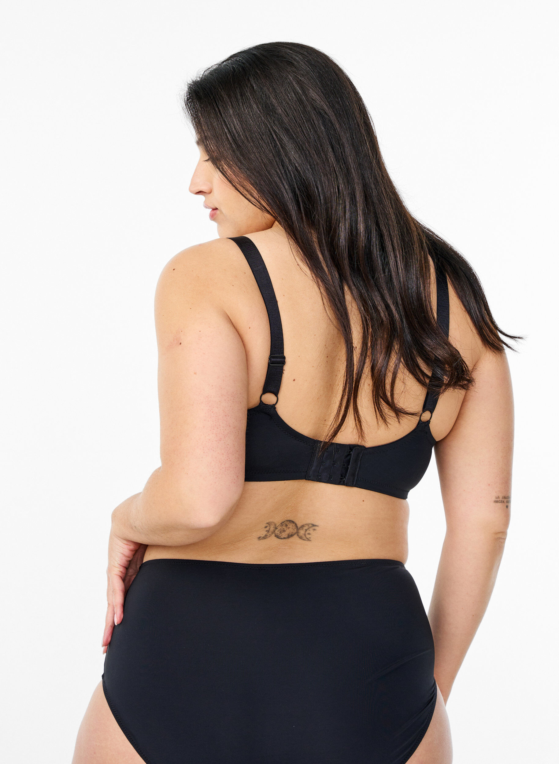 Zizzi Topatut rintaliivit kukkakirjailulla, Musta, Model image number 1