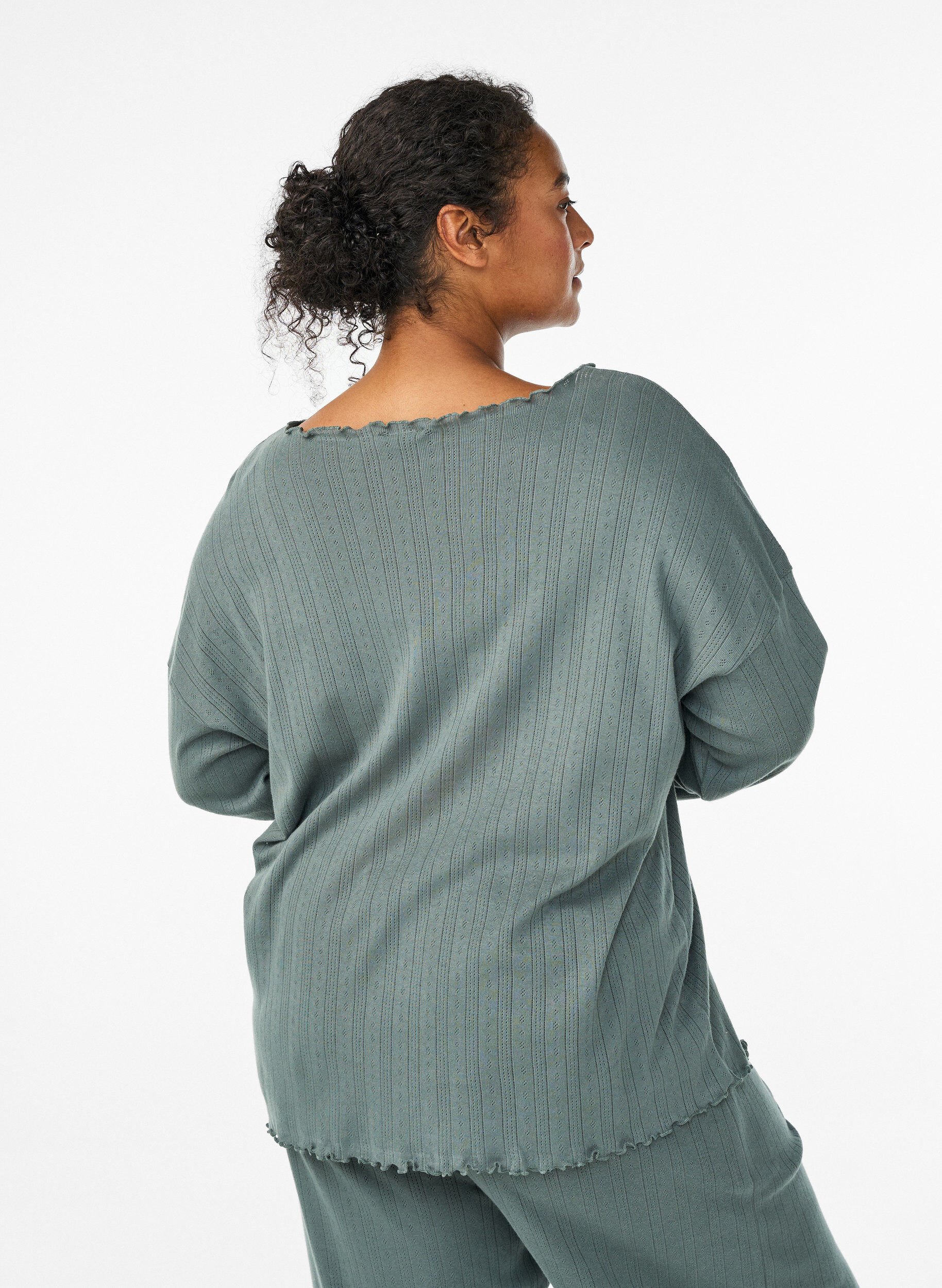 Zizzi Y&ouml;paita luomupuuvillasta, Vihre&auml;, Model image number 2