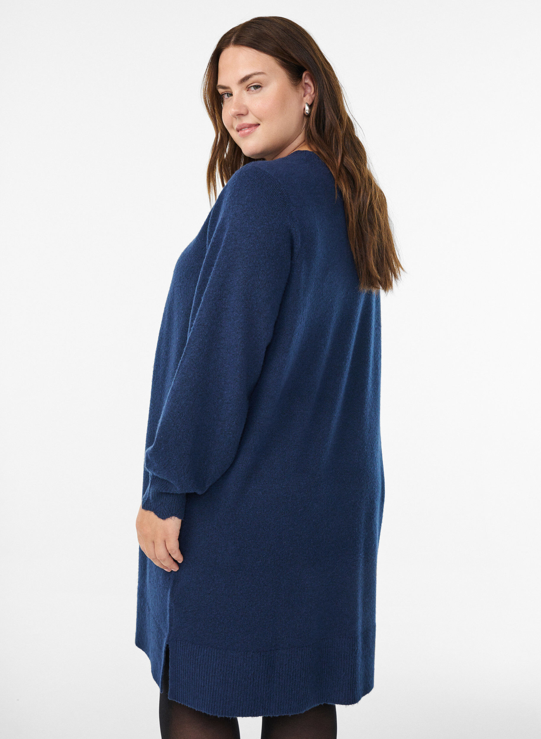 ZizziLyhyt neulemekko aaltoilevalla helmalla ja halkioilla, Sininen, Model image number 2