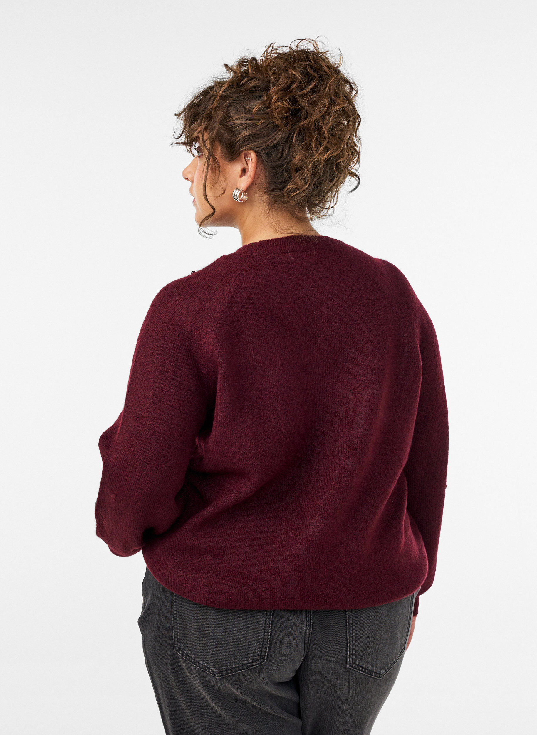 ZizziNeule helmikirjailulla, Punainen, Model image number 2