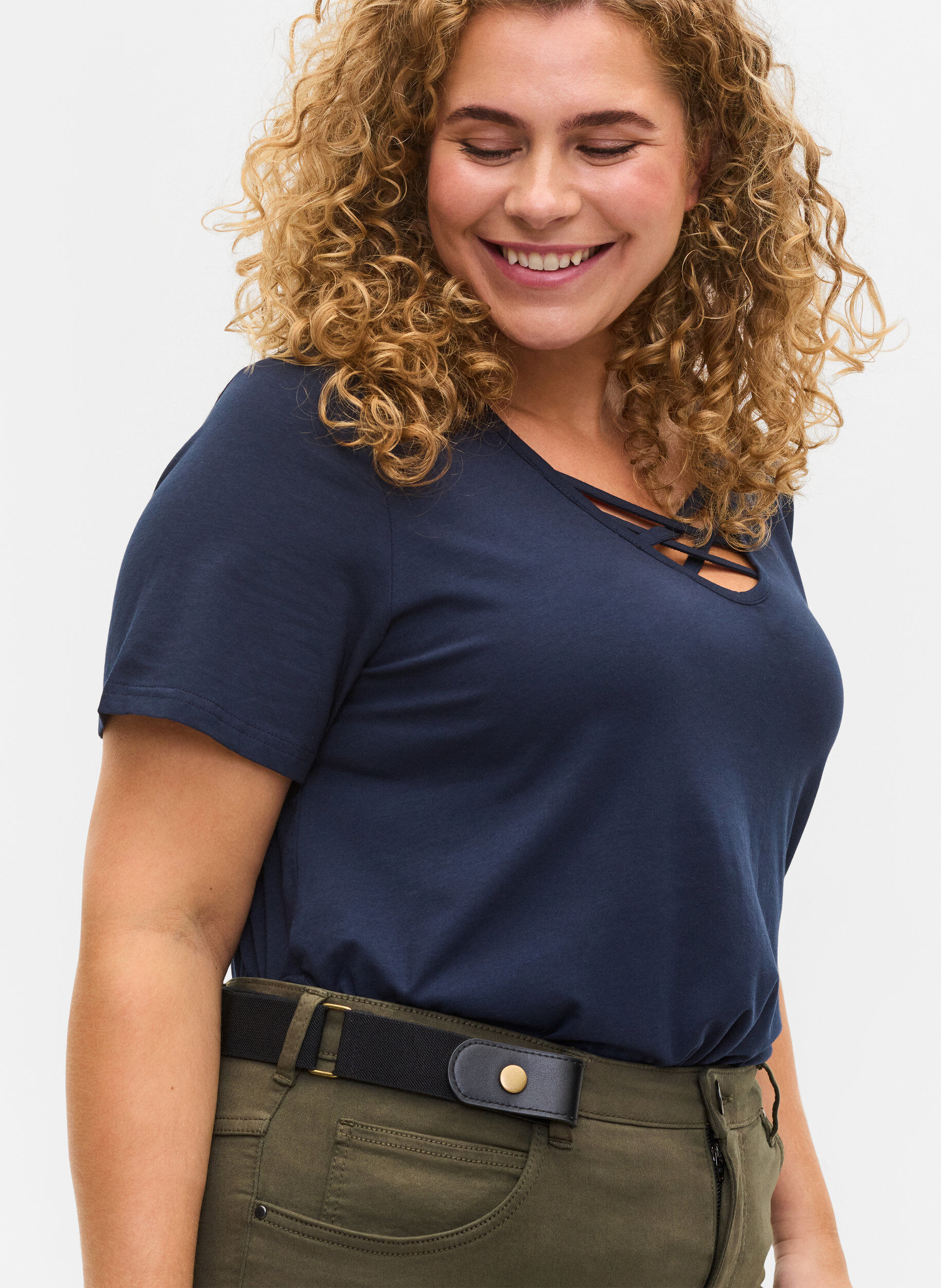 Joustava vy&ouml; , Musta, Model