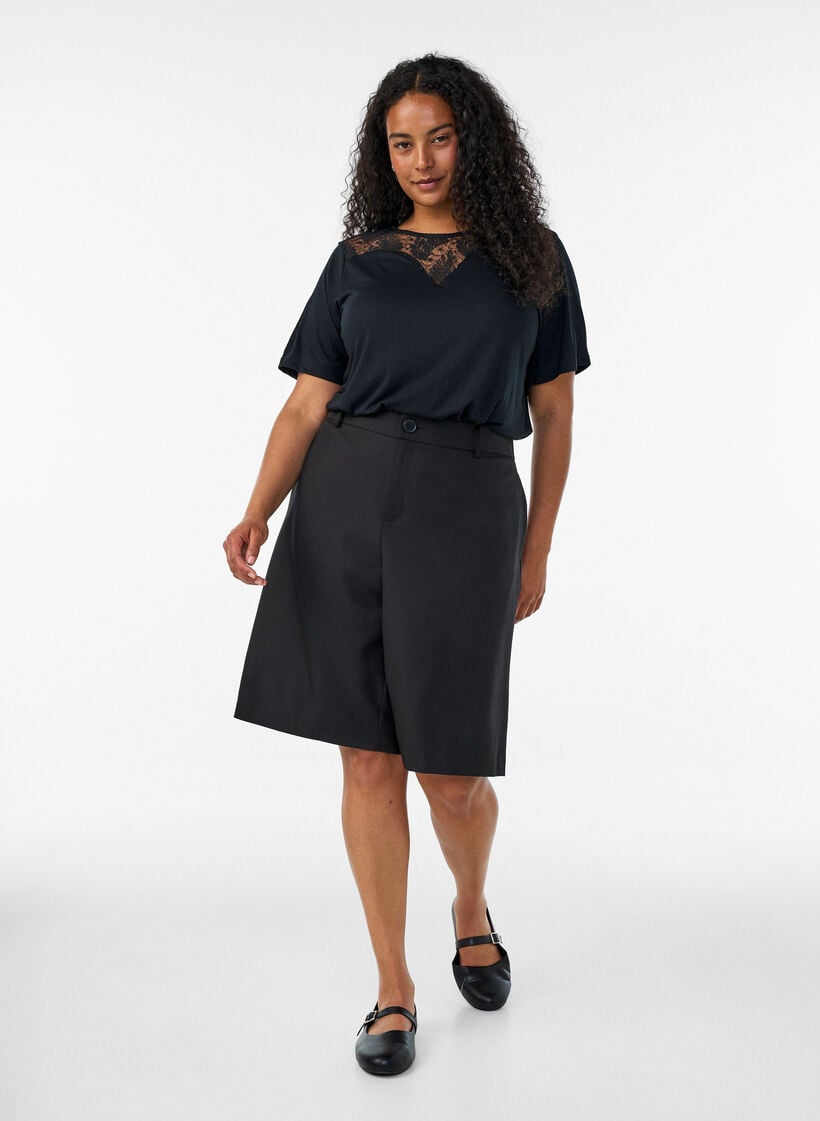 Pusero pitsiosalla ja pallohihoilla, Musta, Model image number 1