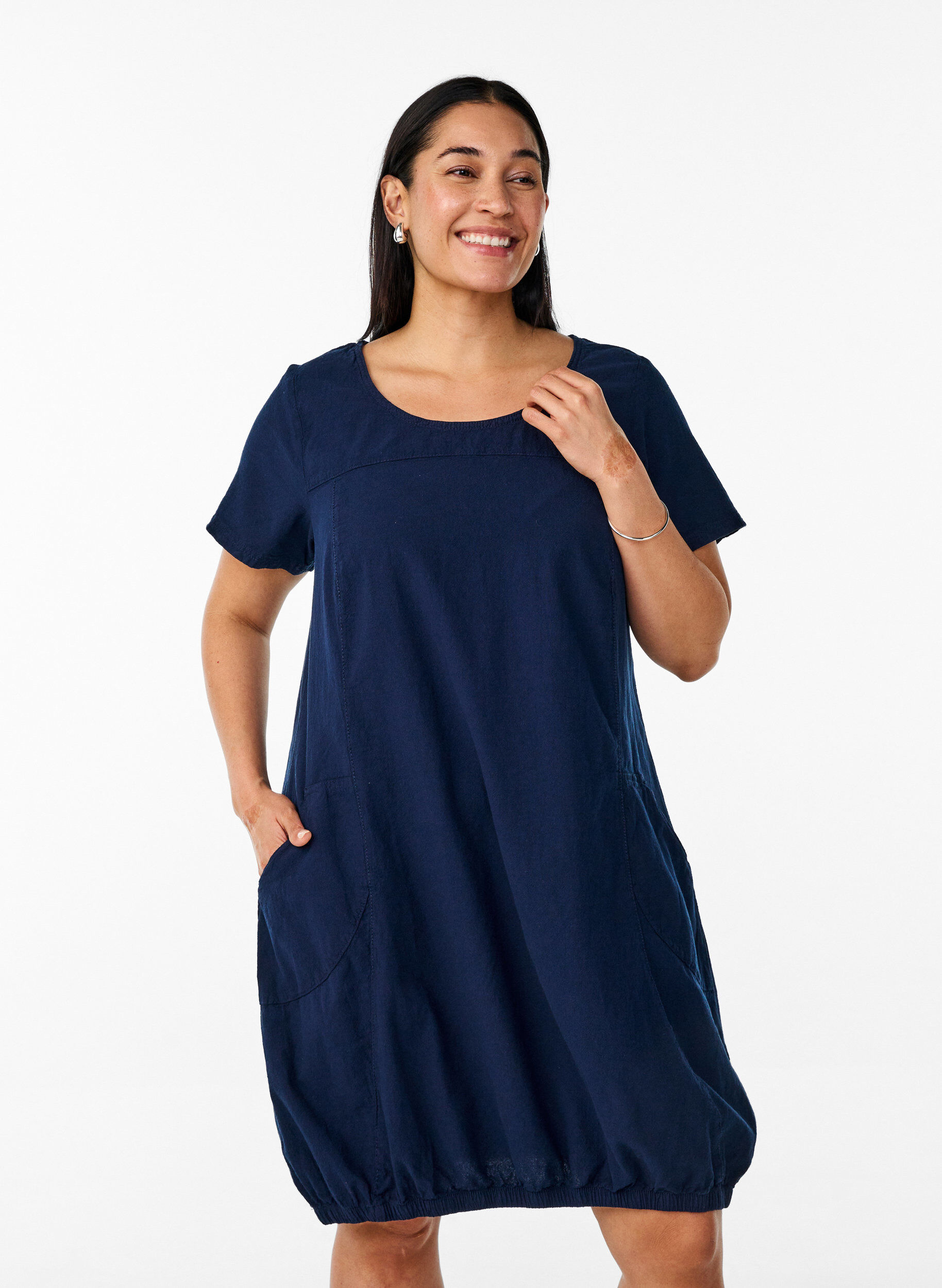 Lyhythihainen puuvillamekko, Sininen, Model