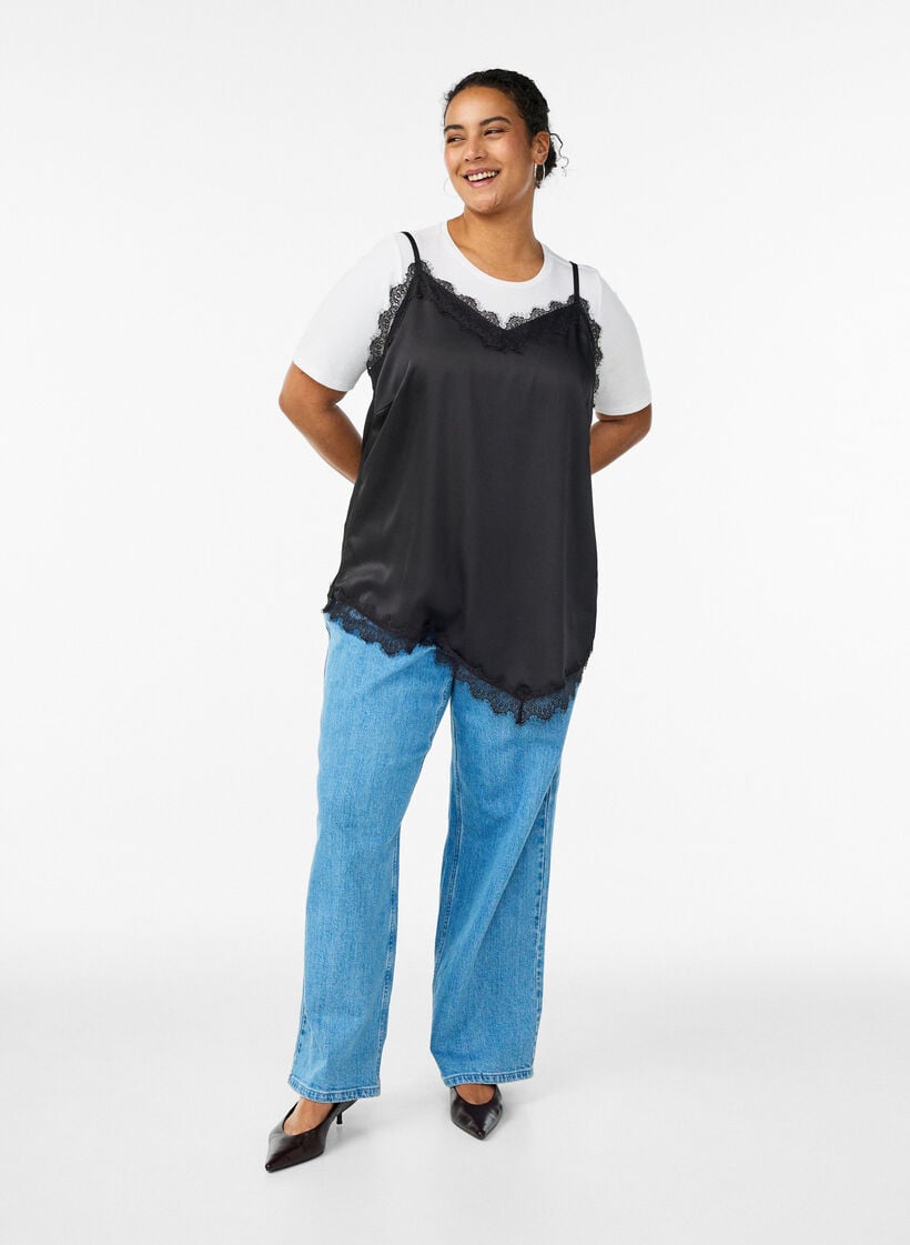 Satiinipintainen toppi pitsireunalla ja ep&auml;symmetrisell&auml; helmalla, Musta, Model image number 1