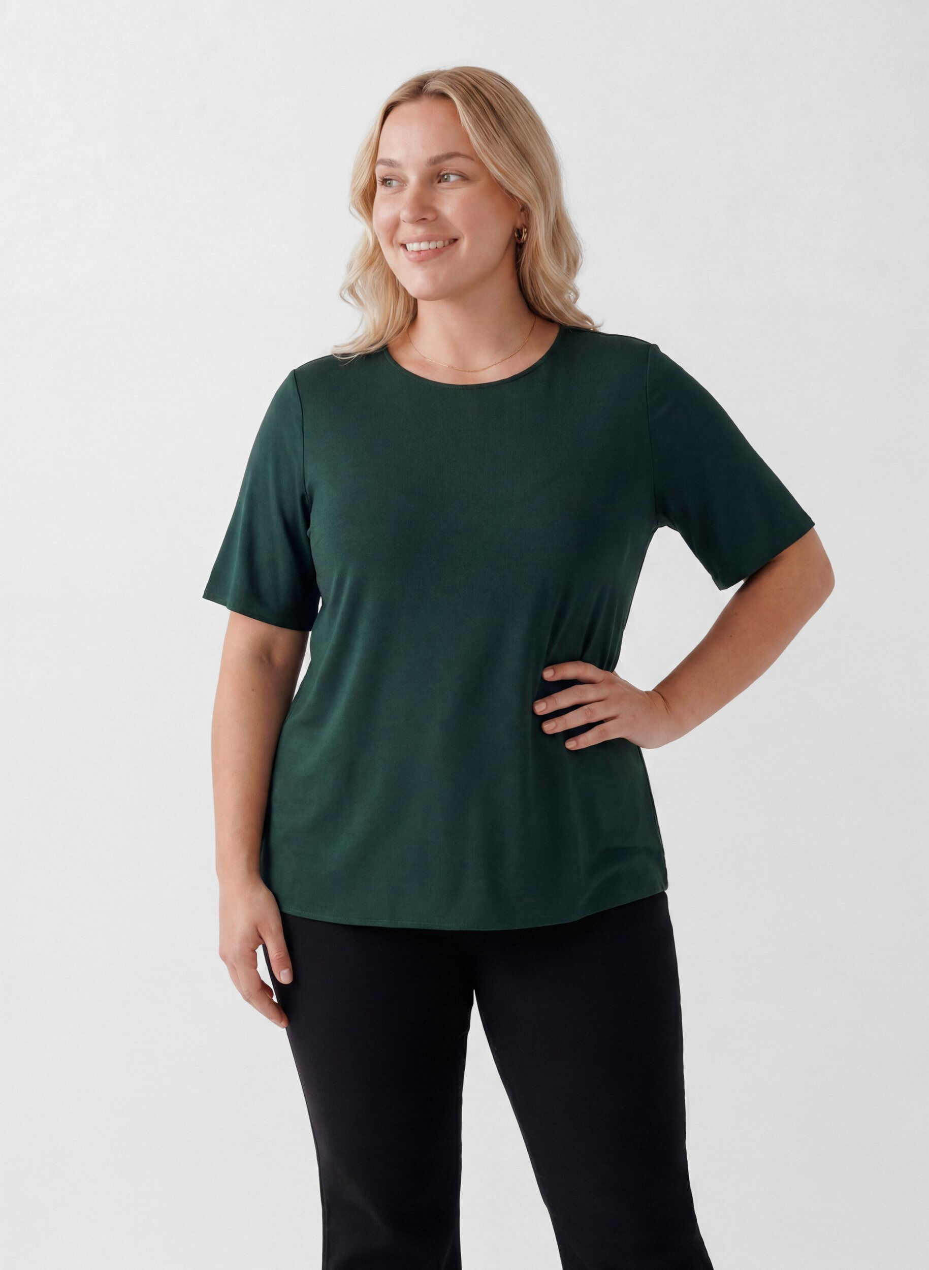 ZizziLyhythihainen kudottu pusero, jossa on py&ouml;re&auml; p&auml;&auml;ntie, Vihre&auml;, Model image number 0