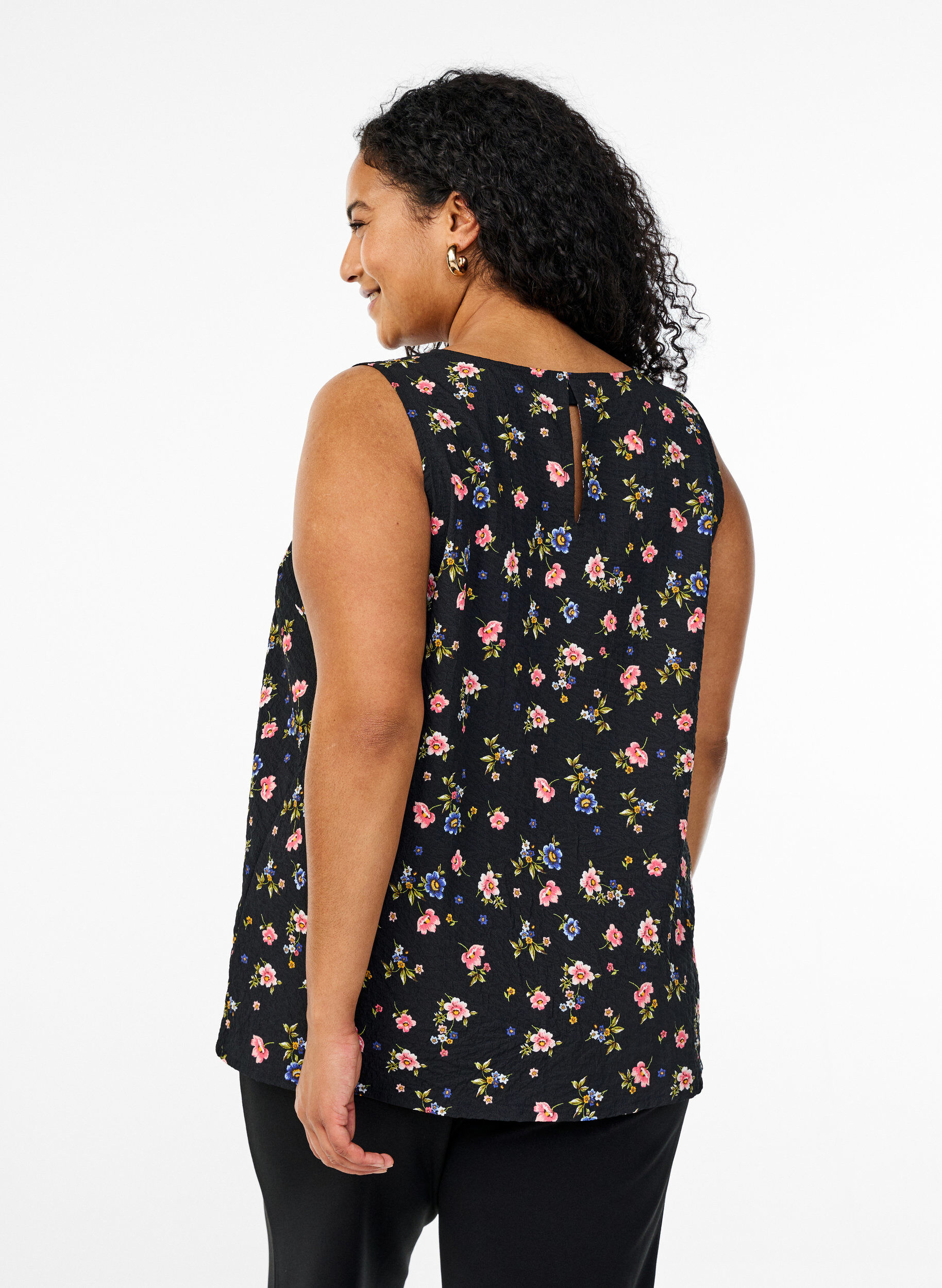 Zizzi FLASH &ndash; Hihaton toppi pintakuvioidusta materiaalista, Musta, Model image number 2