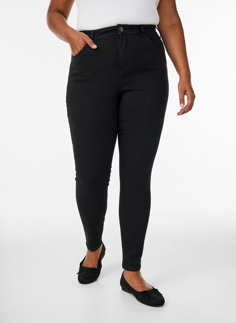 Farkut super slim fit -mallissa, Musta, Model image number 2