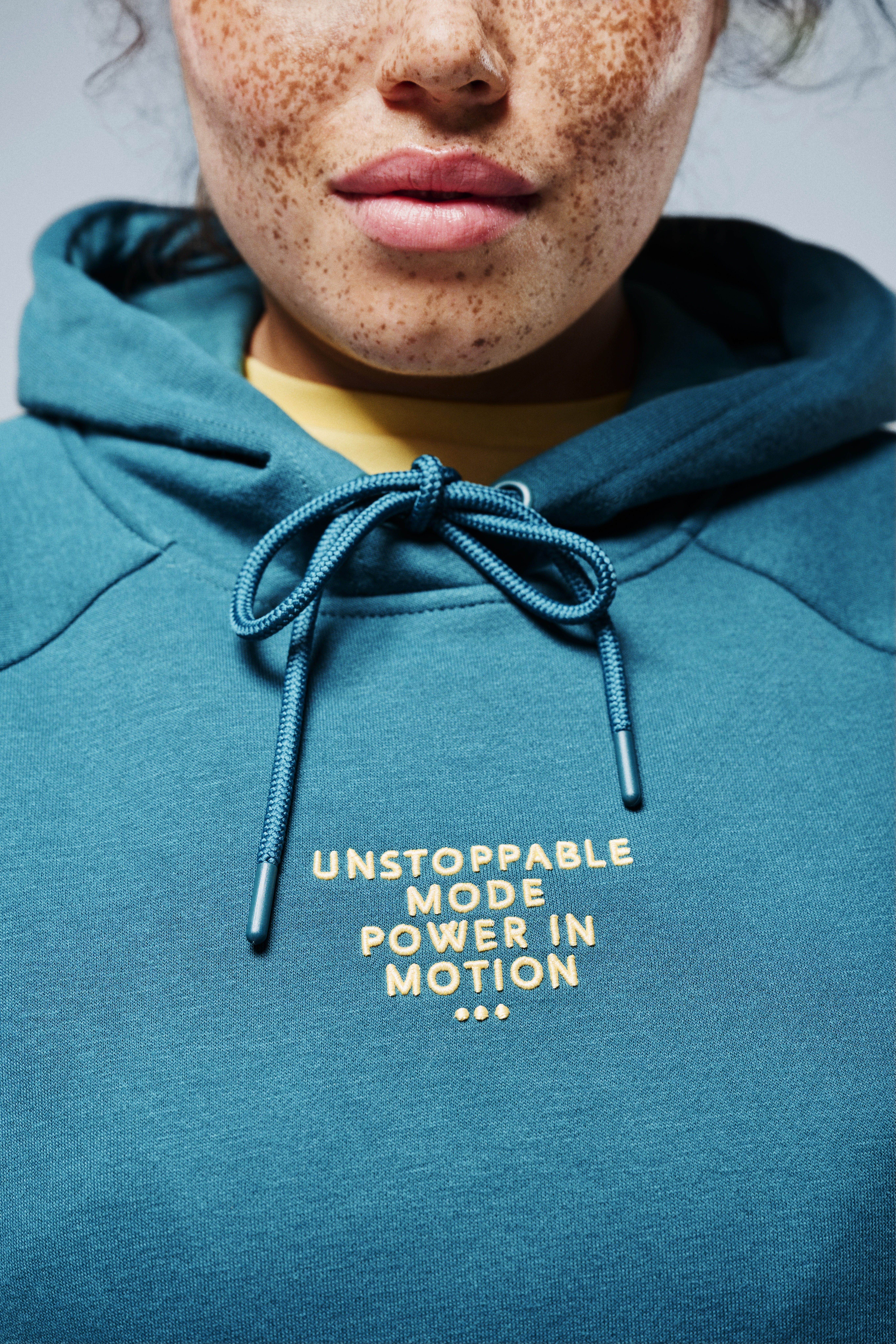 Zizzi T-paita ja huppari, , Model