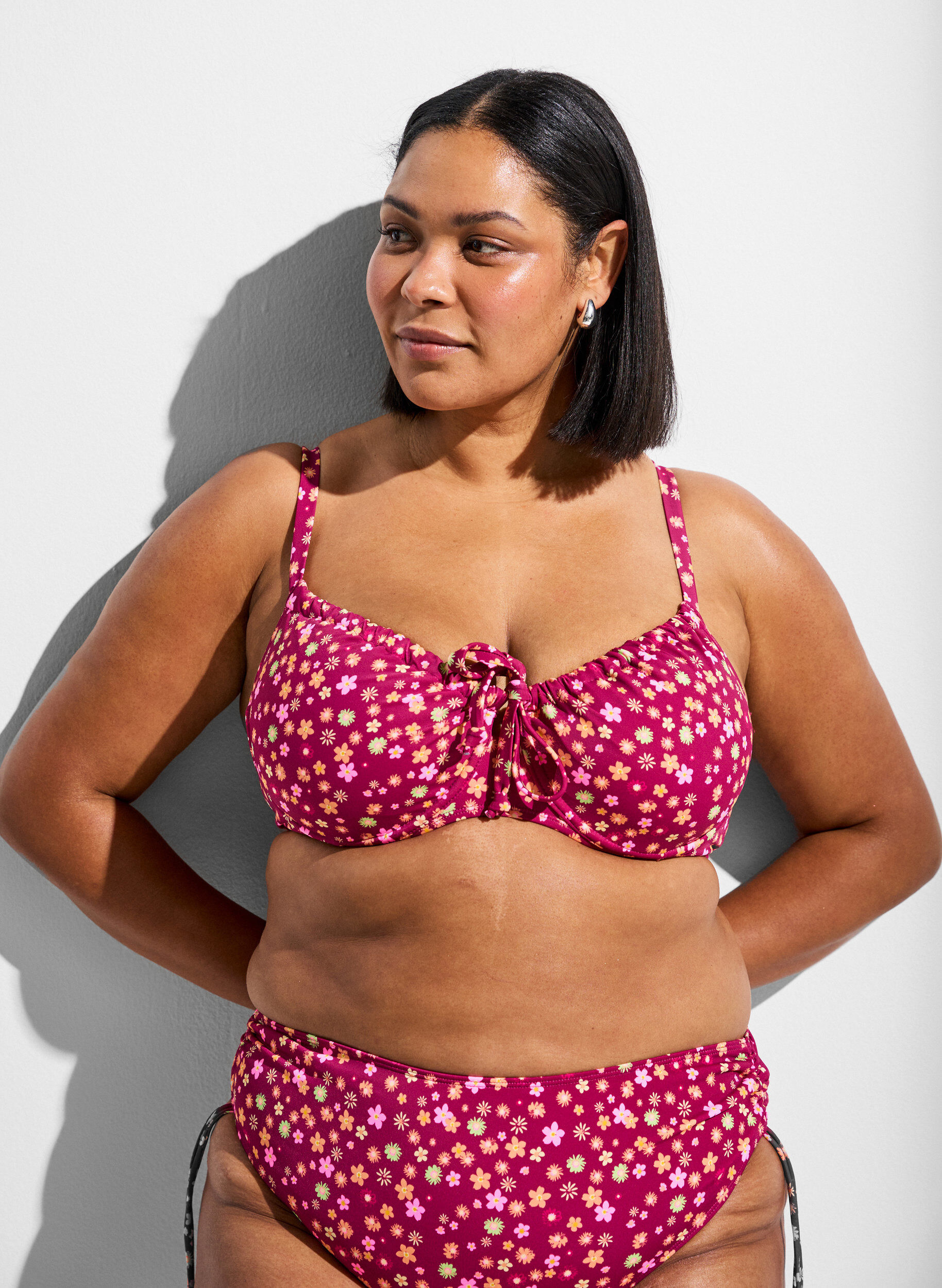 Zizzi Kaarituellinen bikiniliivit solmittavilla olkaimilla, Punainen, Model image number 0