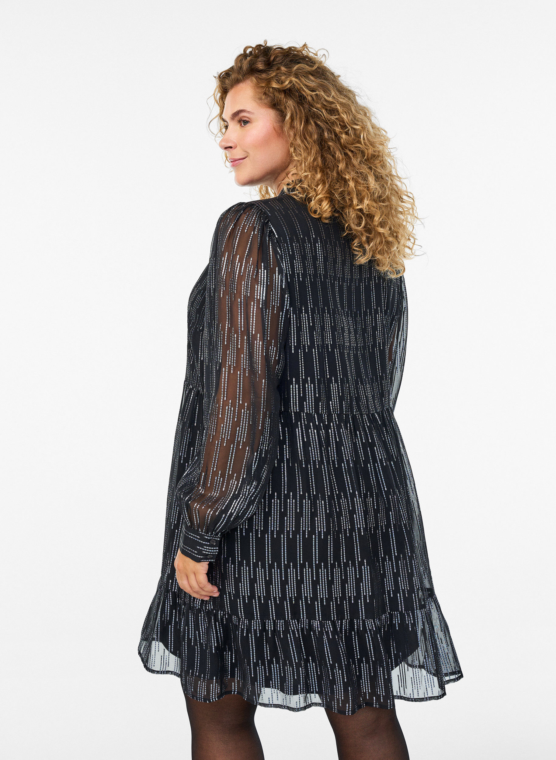 Zizzi Lyhyt juhlamekko glitterkuviolla, Musta, Model image number 2