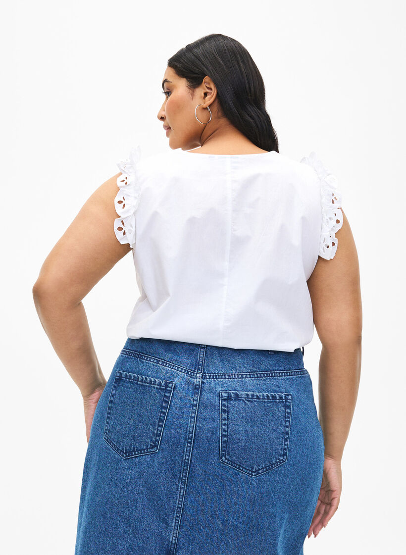 Hihaton puuvillatoppi röyhelöillä, Valkoinen, Model image number 2