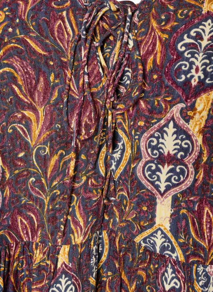 Pusero paisleykuosilla ja pitsiyksityiskohdalla, Violetti, Packshot image number 2