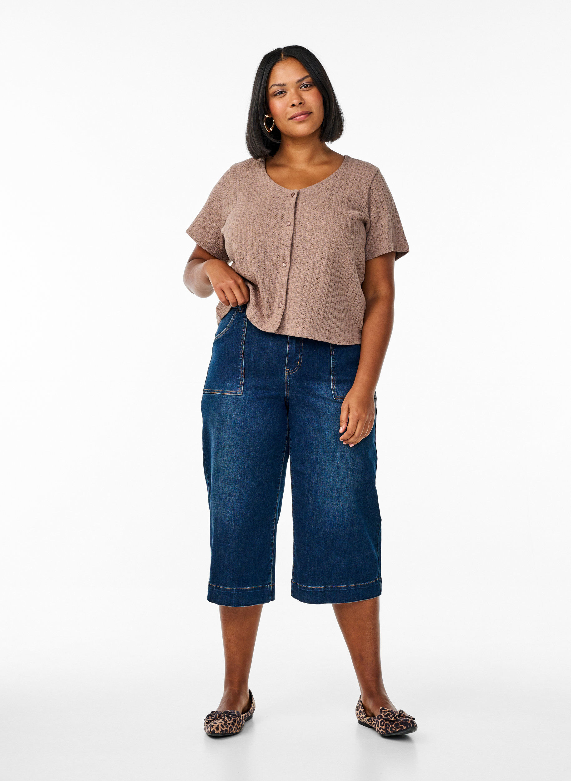 Zizzi Jersey-neuletakki lyhyill&auml; hihoilla, Ruskea, Model image number 1