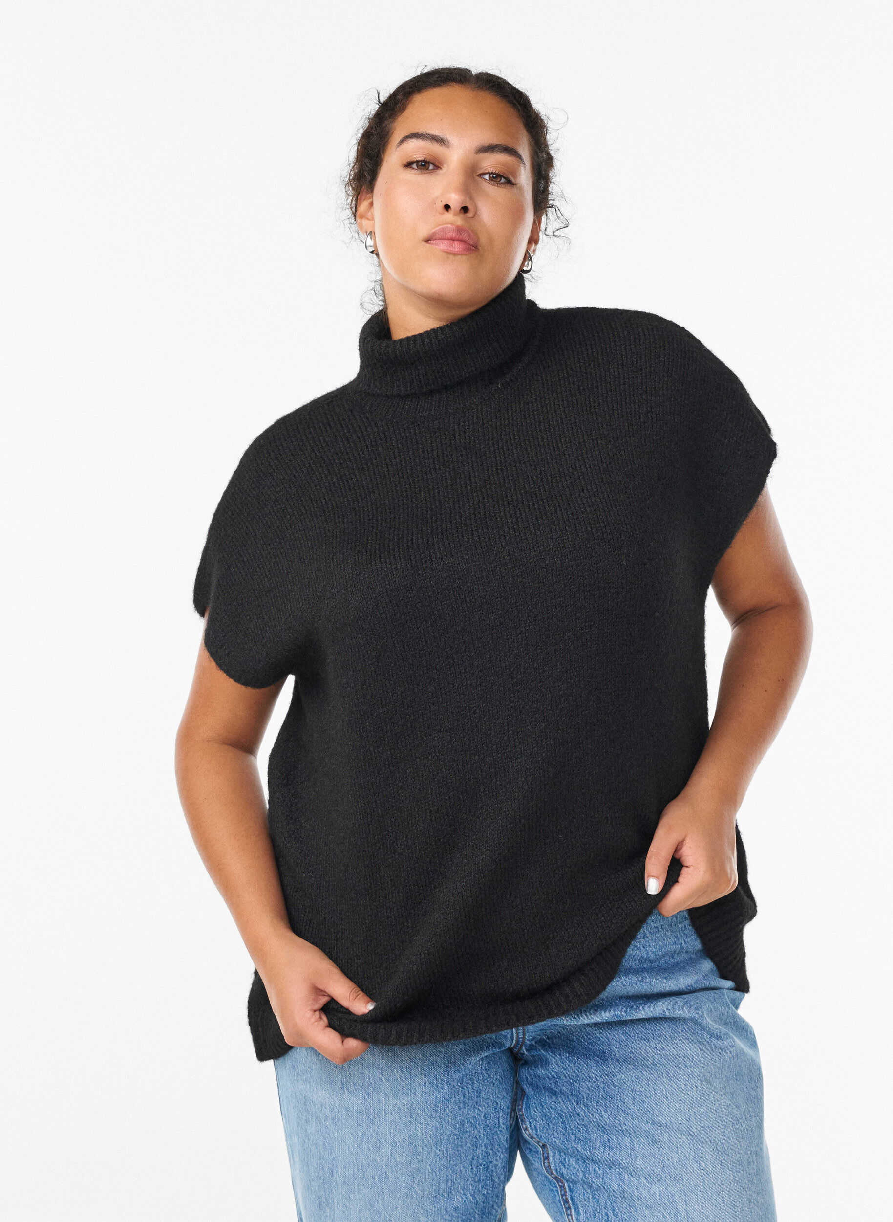 Zizzi Hihaton neuleliivi poolokauluksella, Musta, Model image number 0