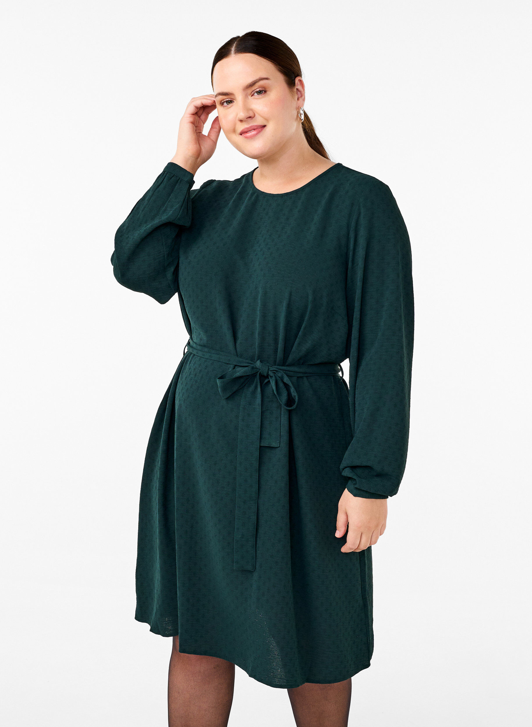 Zizzi Lyhyt kuvioitu mekko, jossa on vy&ouml;nauha, Scarab, Model image number 0