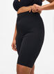 Pitk&auml;lahkeiset kevyet shapewear-shortsit, Musta, Model image number 2