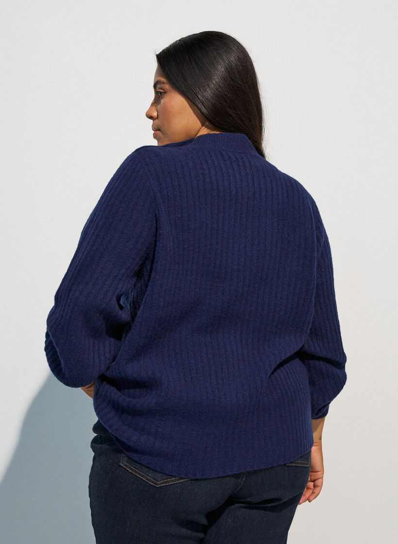 Ribattu neulepusero puff-hihoilla ja napeilla, Sininen, Model image number 2