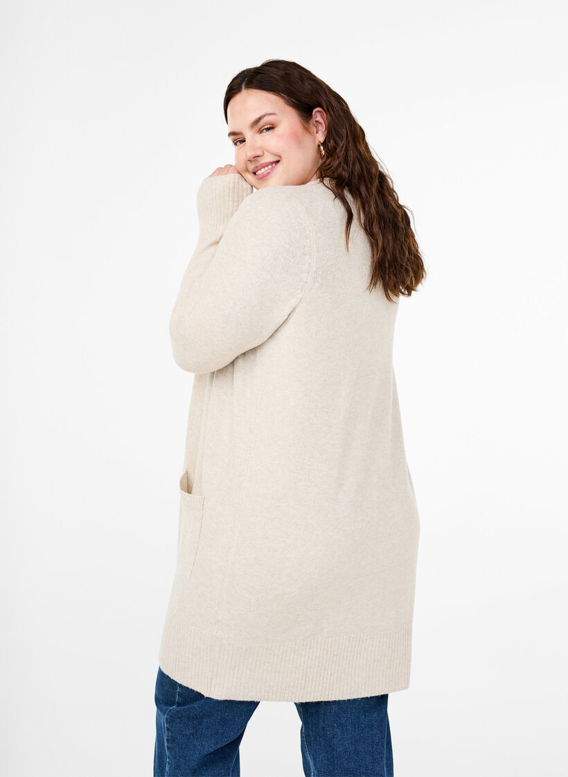 Joustinneuletakki taskuilla, Beige, Model image number 2