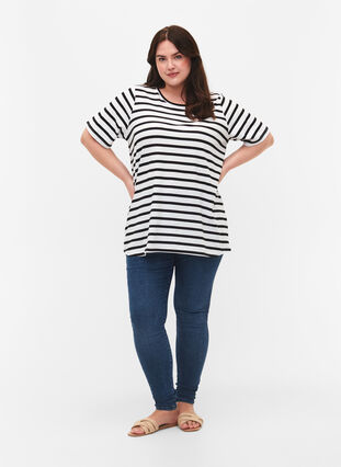 Raidallinen t-paita puuvillasta, Black Stripes, Model image number 2