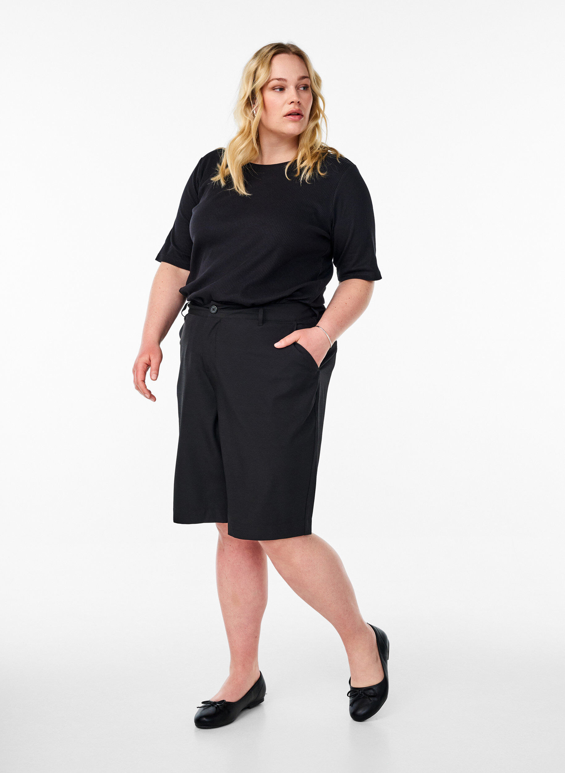 ZizziRibattu jerseypusero, jossa on lyhyet hihat, Musta, Model image number 1
