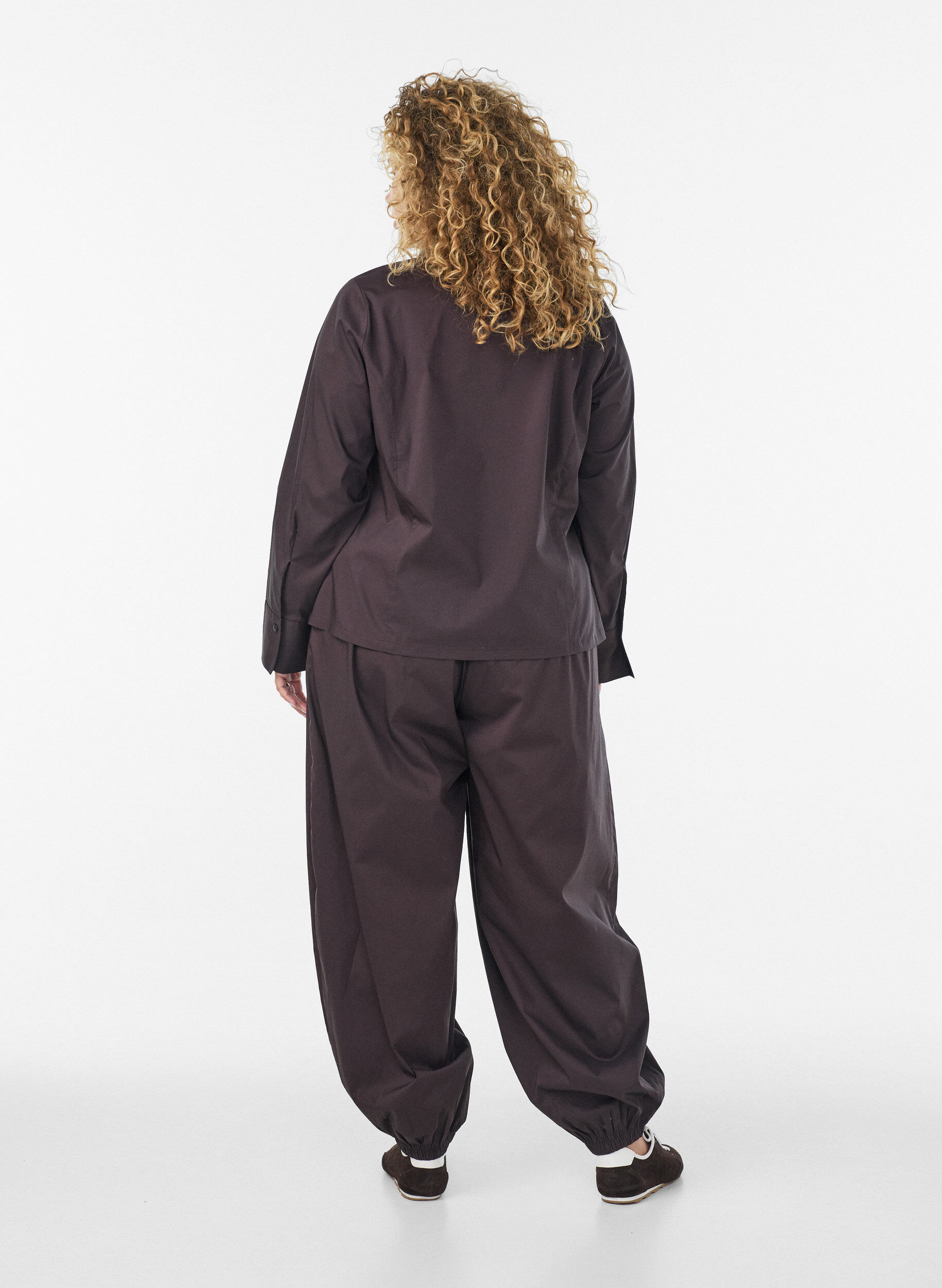ZizziLyhyt paita kaksisuuntaisella vetoketjulla, Ruskea, Model image number 2