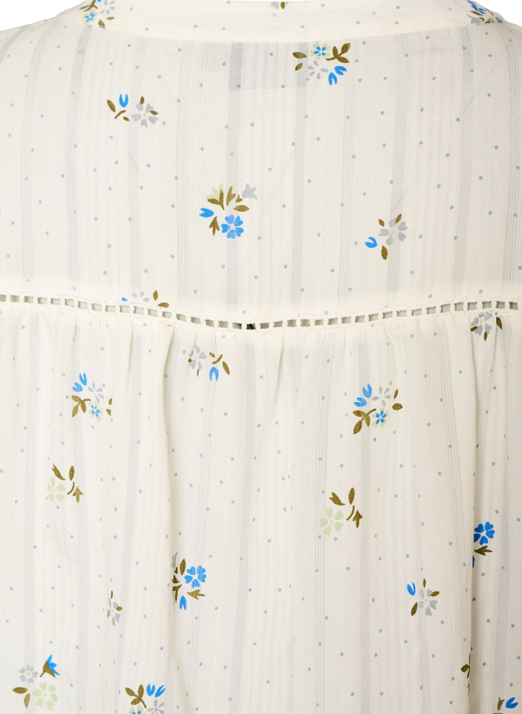 ZizziLyhyt viskoosimekko pitsikoristeilla ja A-linjaisella leikkauksella, Vanilja, Packshot image number 3