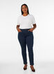 Slim fit Emily-farkut normaalilla vy&ouml;t&auml;r&ouml;ll&auml;, Sininen, Model image number 1