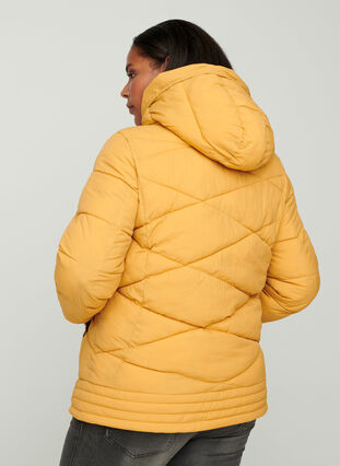 Tuulenpitävä takki hupulla ja taskuilla, Spruce Yellow, Model image number 1