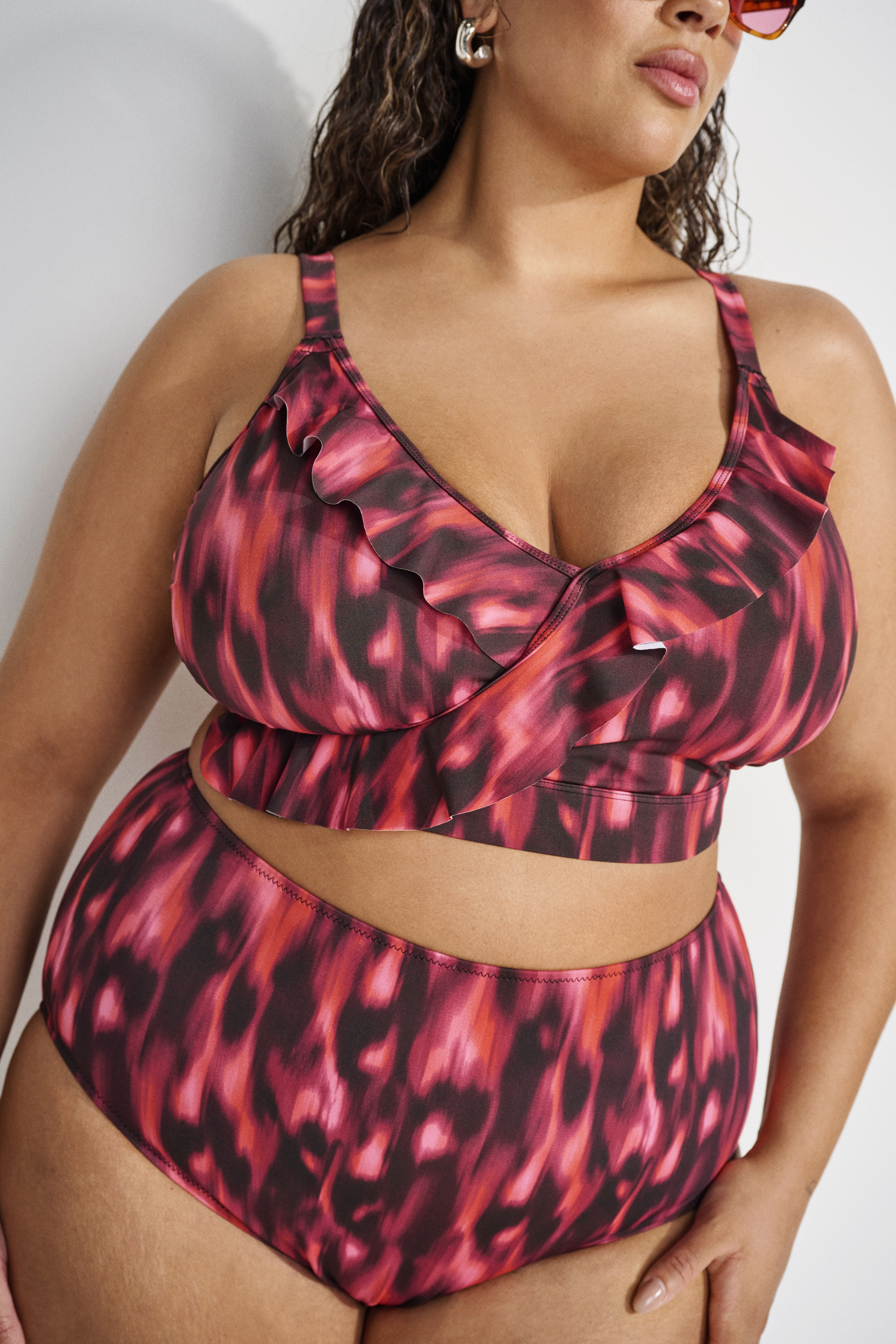 Zizzi Bikini volangilla, , Model