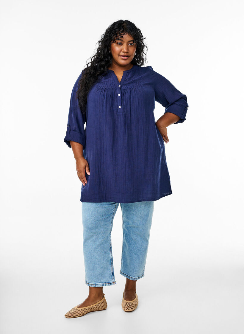 Puuvillamusliinitunika brodeeratulla pitsill&auml;, Sininen, Model image number 1