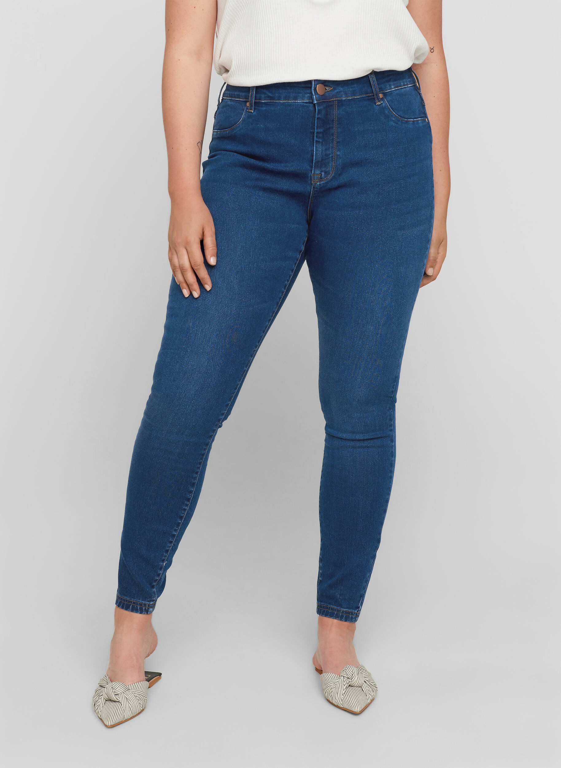 Zizzi Jegginsit puuvillasekoitteesta, Blue denim, Model image number 2