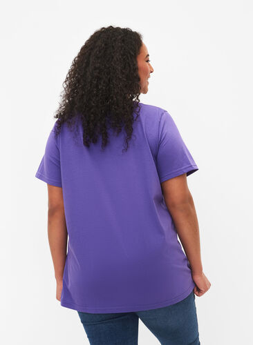 Lyhythihainen t-paita v-pääntiellä, Ultra Violet, Model image number 1