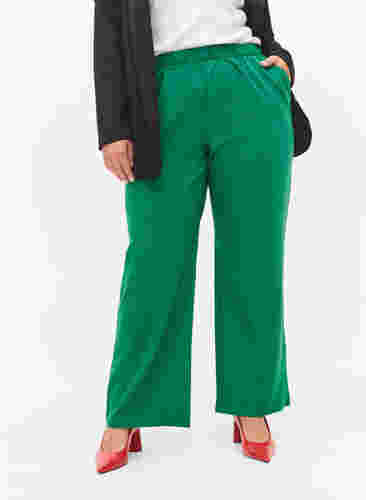 Leveälahkeiset housut taskuilla, Verdant Green, Model image number 2